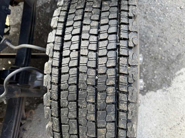 日野レンジャー平ボディ中型（4t）[写真14]