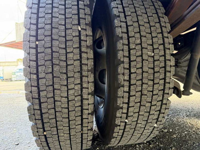 日野レンジャー平ボディ中型（4t）[写真17]