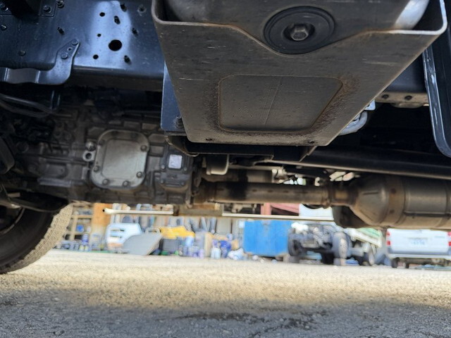 日野レンジャー平ボディ中型（4t）[写真18]