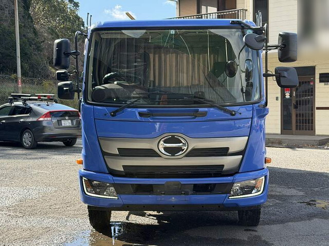 日野レンジャー平ボディ中型（4t）[写真03]