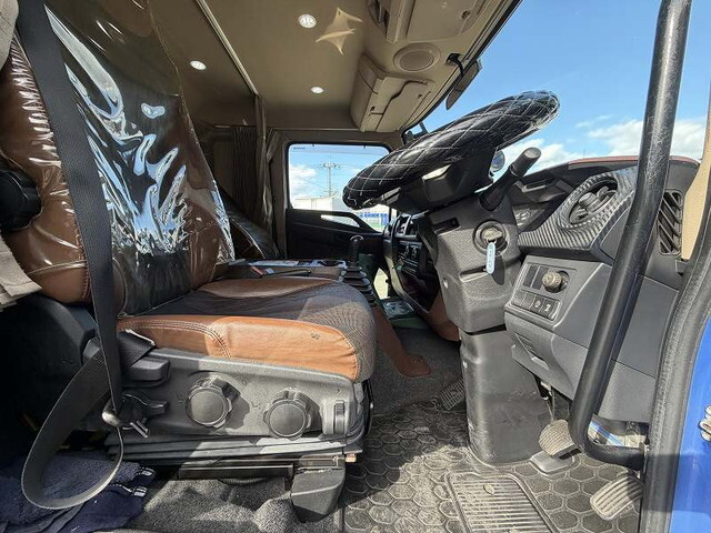 日野レンジャー平ボディ中型（4t）[写真30]