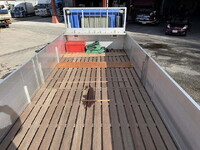 日野レンジャー平ボディ中型（4t）[写真09]