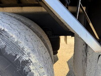 いすゞギガ冷凍車（冷蔵車）大型（10t）[写真20]