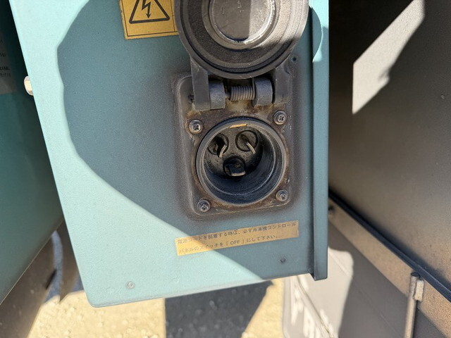 いすゞギガ冷凍車（冷蔵車）大型（10t）[写真22]