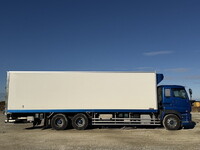 いすゞギガ冷凍車（冷蔵車）大型（10t）[写真05]