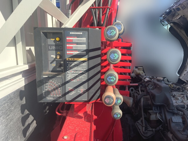 三菱ふそうキャンタークレーン4段小型（2t・3t）[写真15]