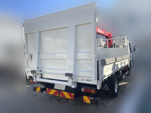 三菱ふそうキャンタークレーン4段小型（2t・3t）[写真02]