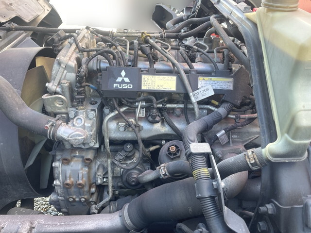 三菱ふそうキャンタークレーン4段小型（2t・3t）[写真26]