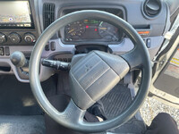 三菱ふそうキャンタークレーン4段小型（2t・3t）[写真37]