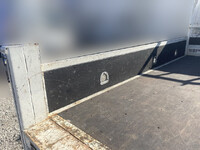 トヨタトヨエース平ボディ小型（2t・3t）[写真11]