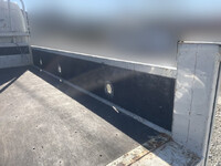 トヨタトヨエース平ボディ小型（2t・3t）[写真12]