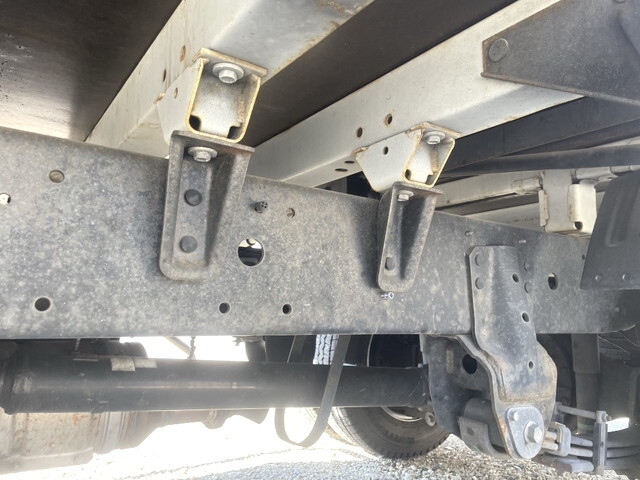 トヨタトヨエース平ボディ小型（2t・3t）[写真16]