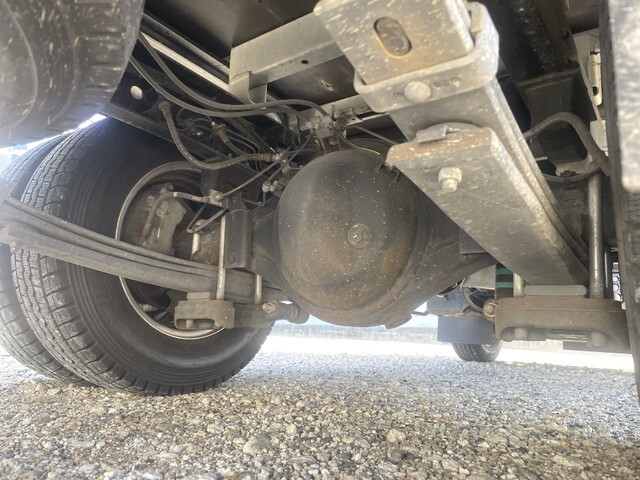 トヨタトヨエース平ボディ小型（2t・3t）[写真23]