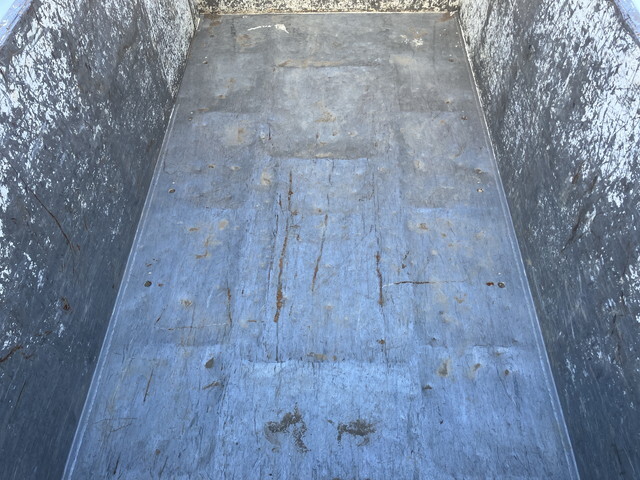 いすゞエルフ深ダンプ（土砂禁ダンプ）小型（2t・3t）[写真13]