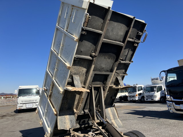 いすゞエルフ深ダンプ（土砂禁ダンプ）小型（2t・3t）[写真16]
