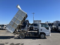 いすゞエルフ深ダンプ（土砂禁ダンプ）小型（2t・3t）[写真09]