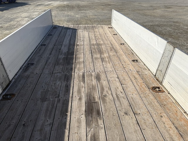 三菱ふそうファイターセルフクレーン4段増トン（6t・8t）[写真11]