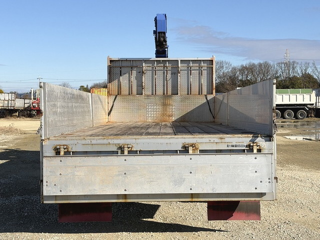 三菱ふそうファイターセルフクレーン4段増トン（6t・8t）[写真07]