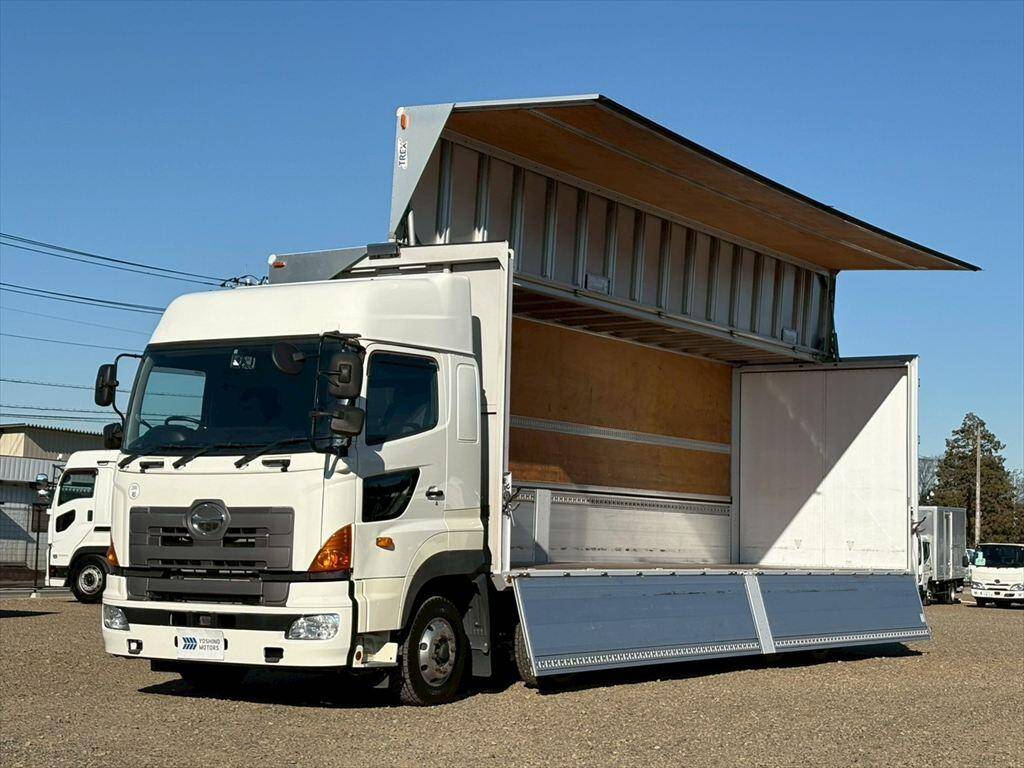 日野プロフィアアルミウイング大型（10t）[写真11]