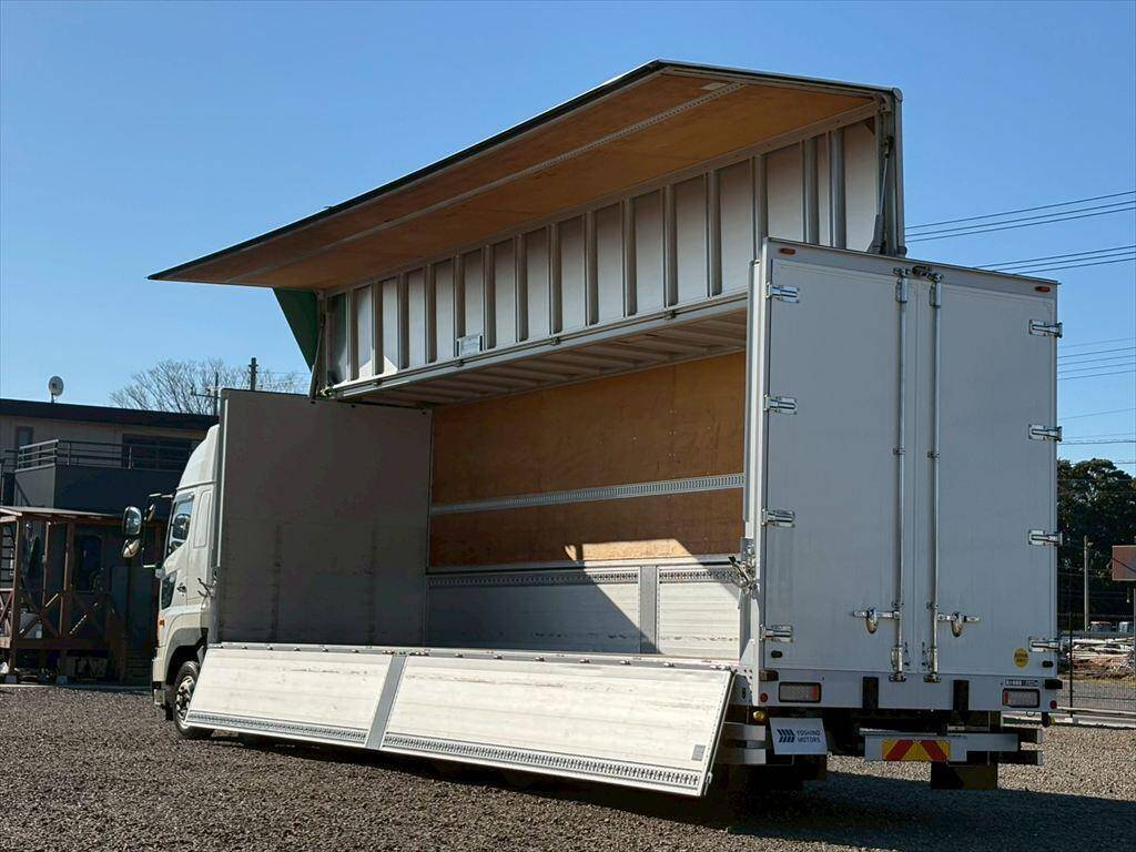 日野プロフィアアルミウイング大型（10t）[写真12]