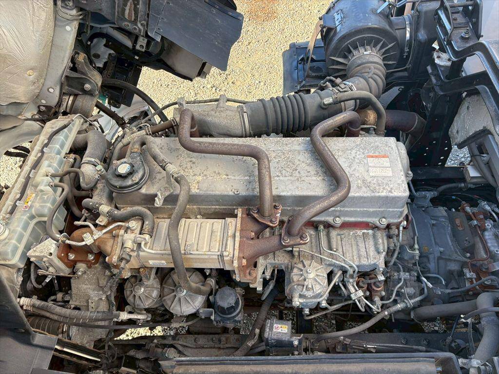 日野プロフィアアルミウイング大型（10t）[写真18]