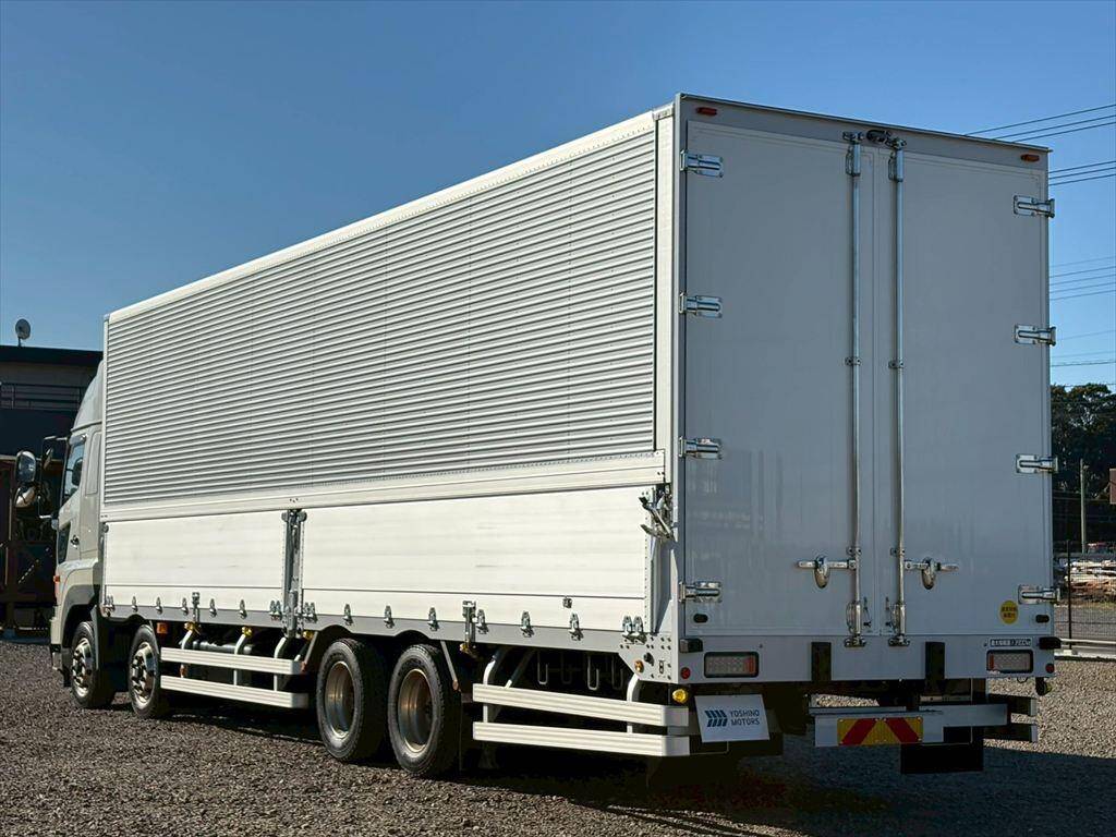 日野プロフィアアルミウイング大型（10t）[写真03]