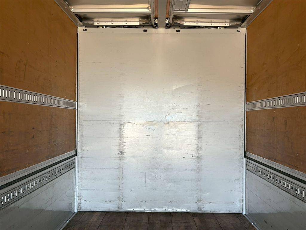 日野プロフィアアルミウイング大型（10t）[写真07]