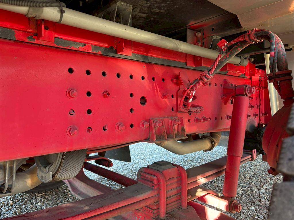 日野プロフィアアルミウイング大型（10t）[写真14]