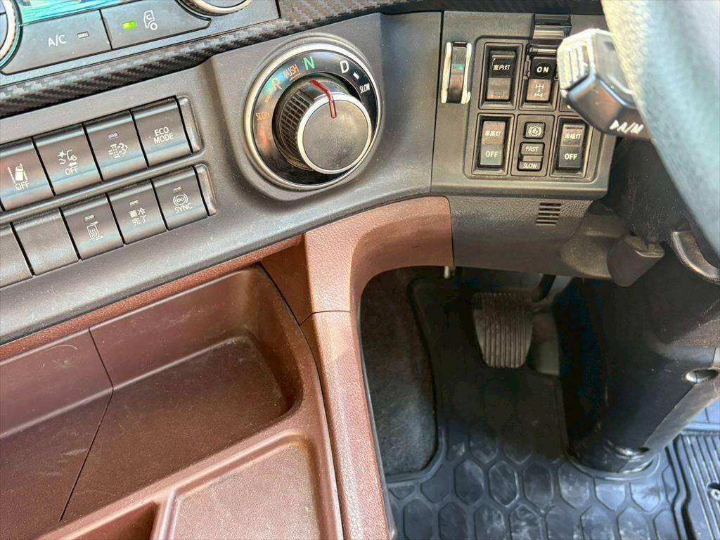 日野プロフィアアルミウイング大型（10t）[写真23]