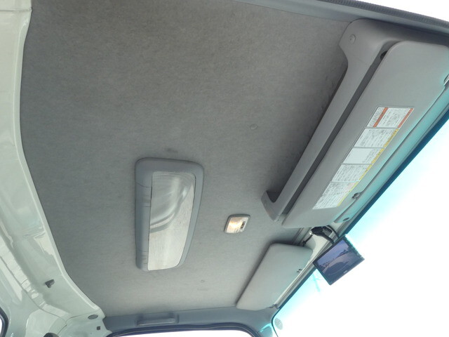 いすゞエルフクレーン3段小型（2t・3t）[写真12]