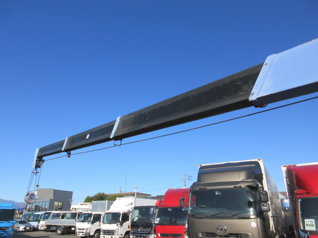 三菱ふそうキャンターセルフクレーン4段小型（2t・3t）[写真12]