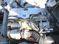 三菱ふそうキャンターセルフクレーン4段小型（2t・3t）[写真32]