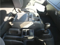 いすゞフォワード冷蔵冷凍ウイング増トン（6t・8t）[写真20]