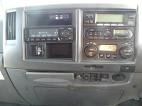 いすゞフォワード冷蔵冷凍ウイング増トン（6t・8t）[写真23]