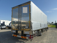 いすゞフォワード冷蔵冷凍ウイング増トン（6t・8t）[写真02]