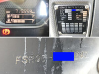 いすゞフォワード冷蔵冷凍ウイング増トン（6t・8t）[写真41]