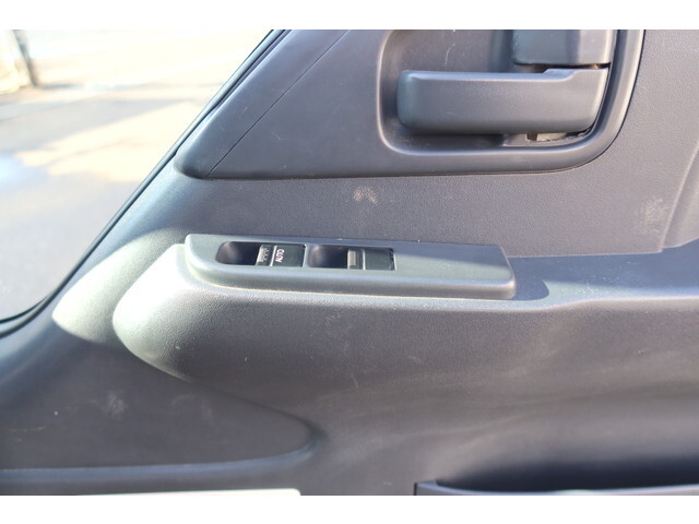 いすゞエルフダブルキャブ（Wキャブ）小型（2t・3t）[写真24]