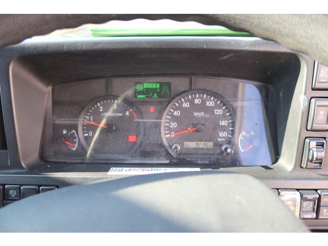 いすゞエルフダブルキャブ（Wキャブ）小型（2t・3t）[写真29]