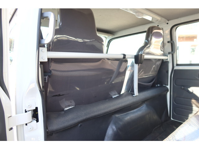 いすゞエルフダブルキャブ（Wキャブ）小型（2t・3t）[写真34]