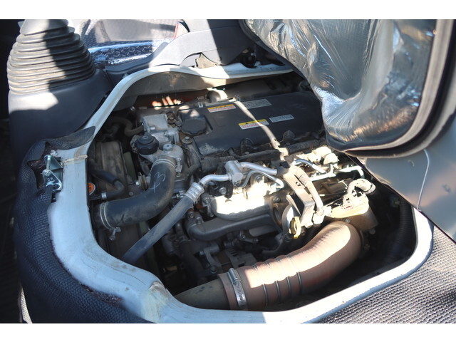 いすゞエルフダブルキャブ（Wキャブ）小型（2t・3t）[写真39]