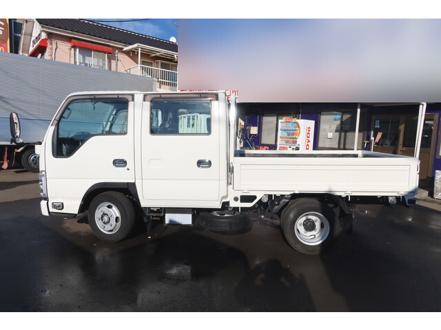 いすゞエルフダブルキャブ（Wキャブ）小型（2t・3t）[写真04]