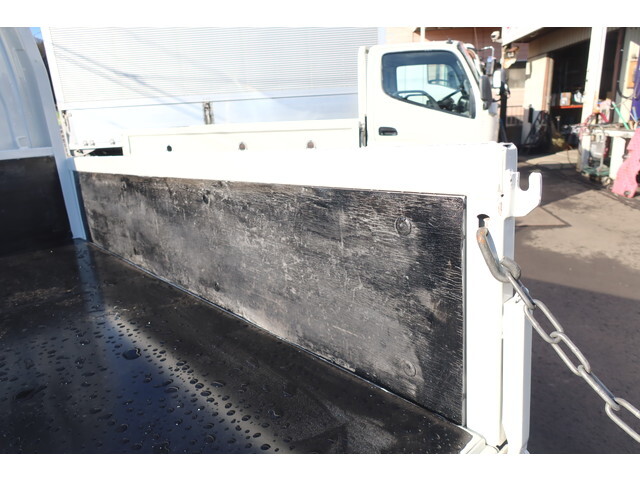 いすゞエルフダブルキャブ（Wキャブ）小型（2t・3t）[写真08]