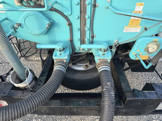 トヨタその他の車種バキュームカー小型（2t・3t）[写真18]