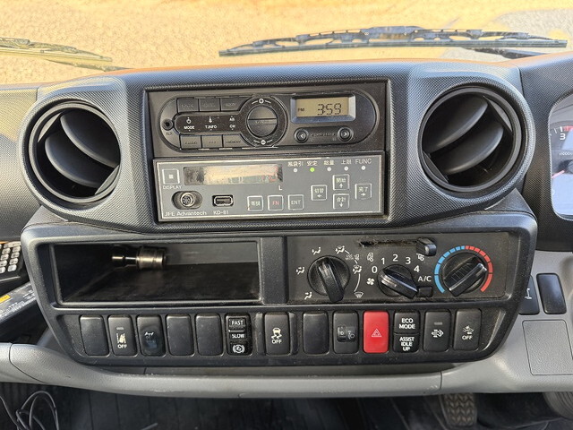 トヨタその他の車種バキュームカー小型（2t・3t）[写真29]