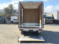 いすゞエルフアルミバン小型（2t・3t）[写真16]