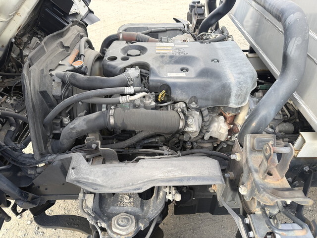 いすゞエルフアルミバン小型（2t・3t）[写真18]