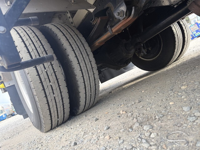 いすゞエルフアルミバン小型（2t・3t）[写真29]