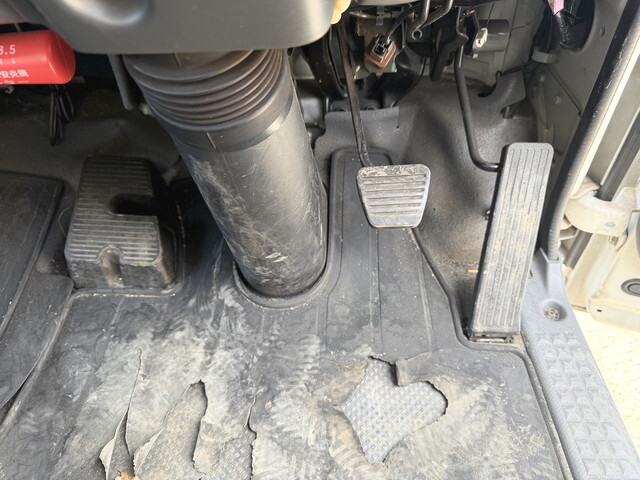 いすゞエルフアルミバン小型（2t・3t）[写真34]