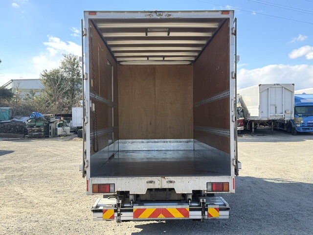 いすゞエルフアルミバン小型（2t・3t）[写真07]