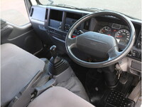 いすゞエルフパネルバン小型（2t・3t）[写真29]